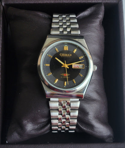 Vintage 1982 Original Citizen Automatic 8200 Black Face 21 Jewels Day-Date Japanese Men's Wrist Watch EA48