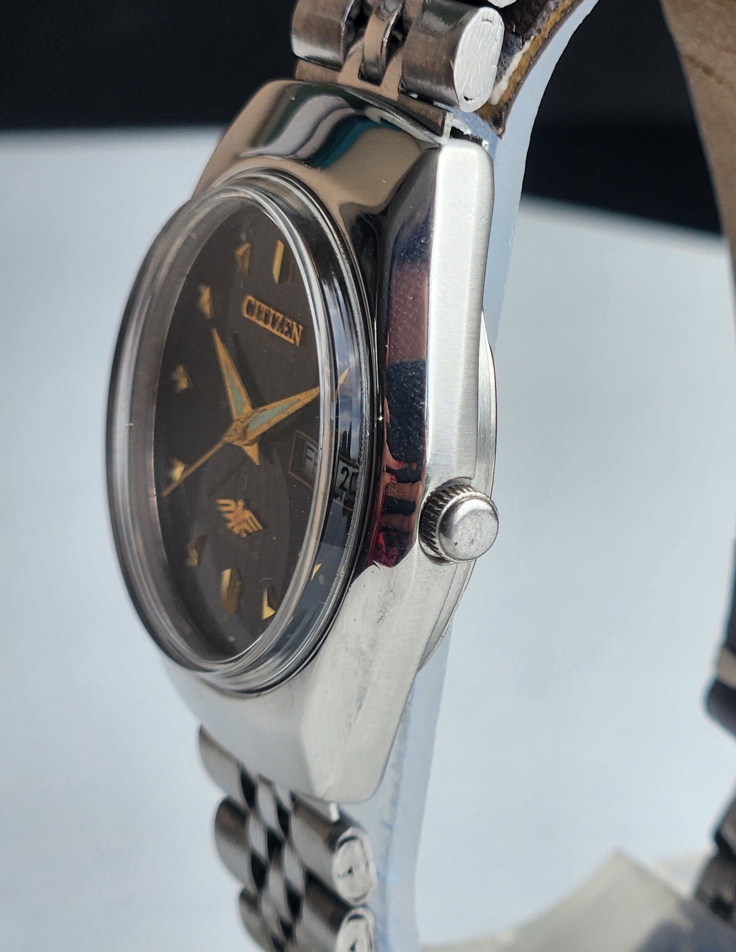 Vintage 1977 Original Citizen Automatic 8200 Black Face 21 Jewels Day-Date Japanese Men's Wrist Watch EA49