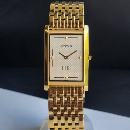 Original TITAN EDGE 1043NBA Rectangular Golden Face 25MM Case Men's Watch H81