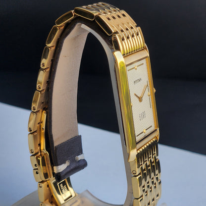 Original TITAN EDGE 1043NBA Rectangular Golden Face 25MM Case Men's Watch H81