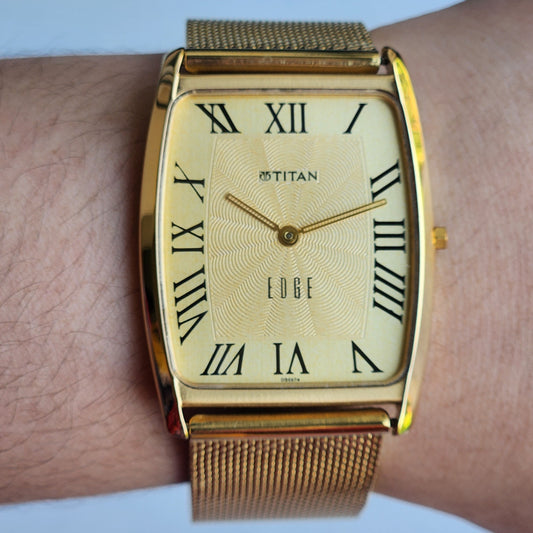 Original TITAN EDGE 1596NCA31 Barrel Golden Face 33MM Case Men's Watch H85