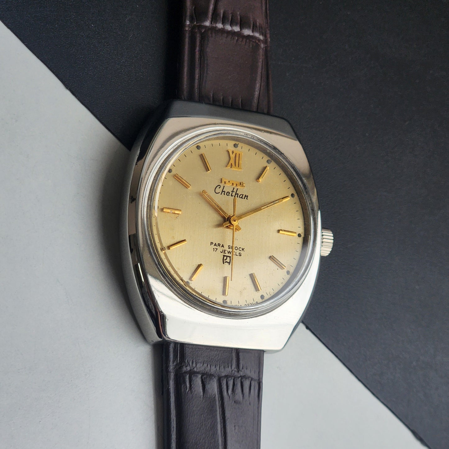 Vintage Original HMT Chethan Hand Winding 17 Jewels Golden Face Brown Leather Strap Men's Wrist Watch I25