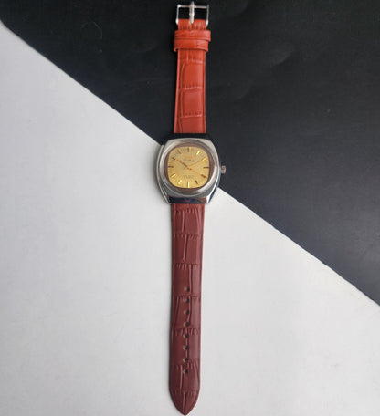 Vintage Original HMT Chethan Hand Winding 17 Jewels Golden Face Tan Leather Strap Men's Wrist Watch I31