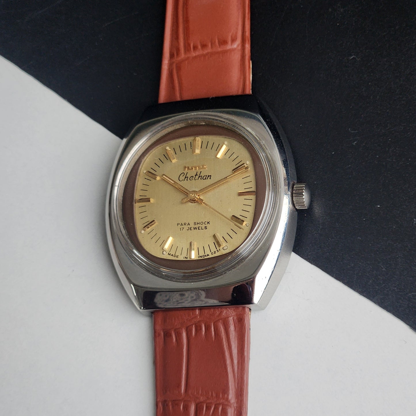Vintage Original HMT Chethan Hand Winding 17 Jewels Golden Face Tan Leather Strap Men's Wrist Watch I31