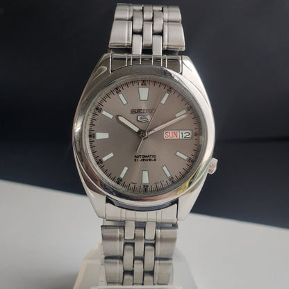 Vintage Original Seiko 5 Automatic 7S26-00X0 Grey Face 21 Jewels With Exhibition Back Day-Date Japanese Men's Wrist Watch I50