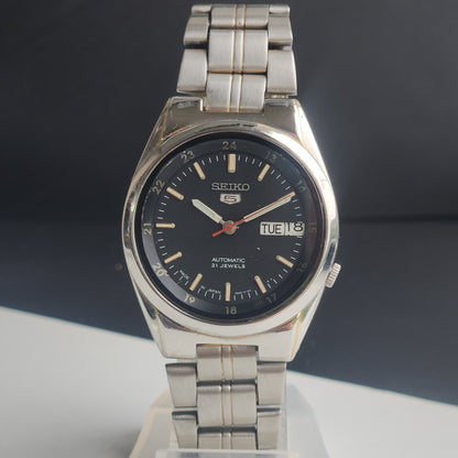 Vintage Original Seiko 5 Automatic 7S26 Black Face 21 Jewels With Exhibition Back Day-Date Japanese Men's Wrist Watch I52