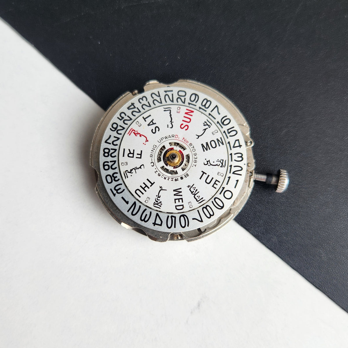 SEIKO 5 AUTOMATIC JAPAN MOVEMENT CAL NO.6349 DAY/DATE KEY ON-4 I68