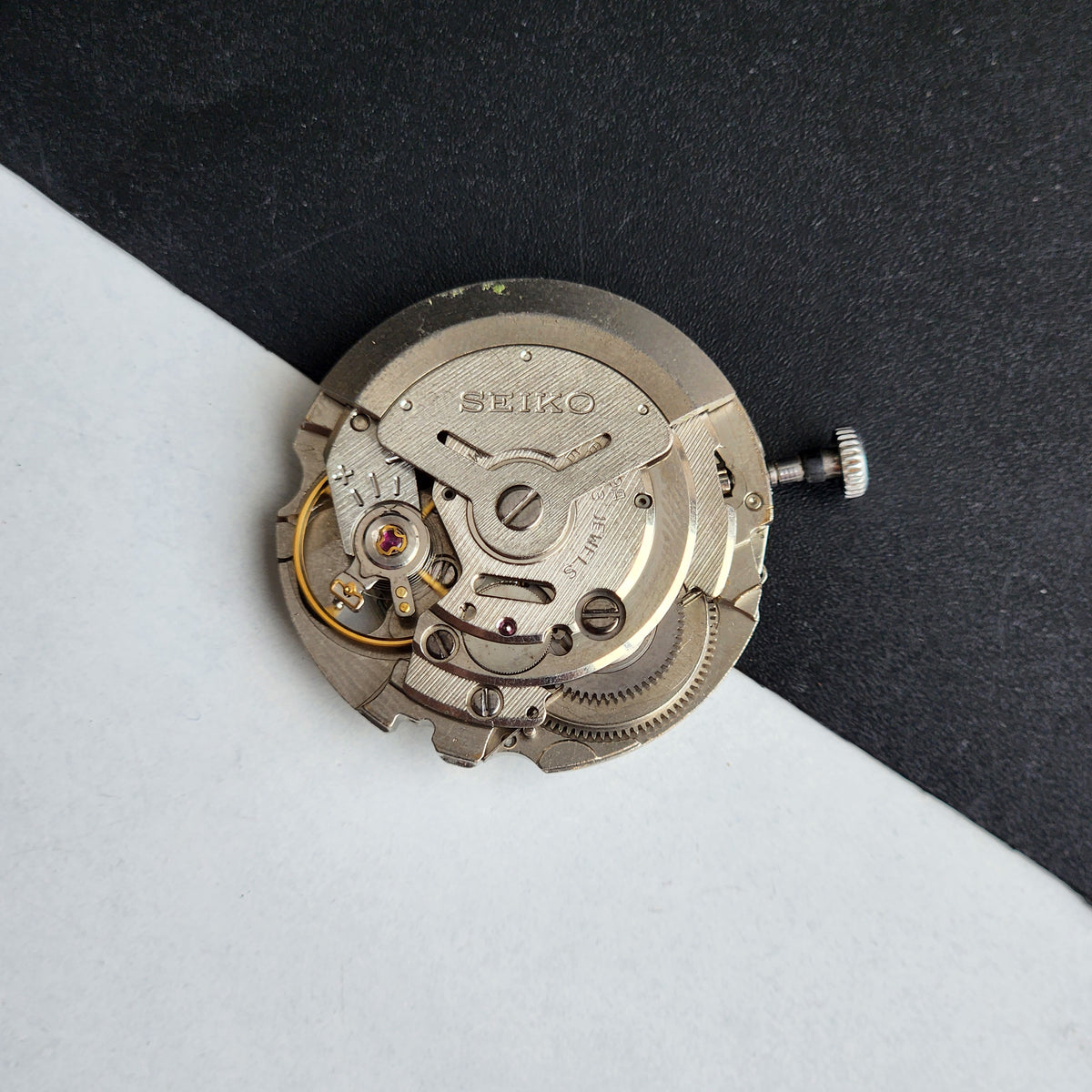 SEIKO 5 AUTOMATIC JAPAN MOVEMENT CAL NO.6349 DAY/DATE KEY ON-3 I77