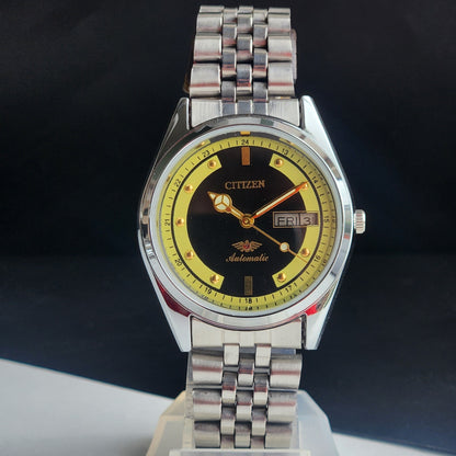 Vintage Mod Citizen 8200 Automatic 21 Jewels Black Face Day-Date Jubilee Bracelet I79