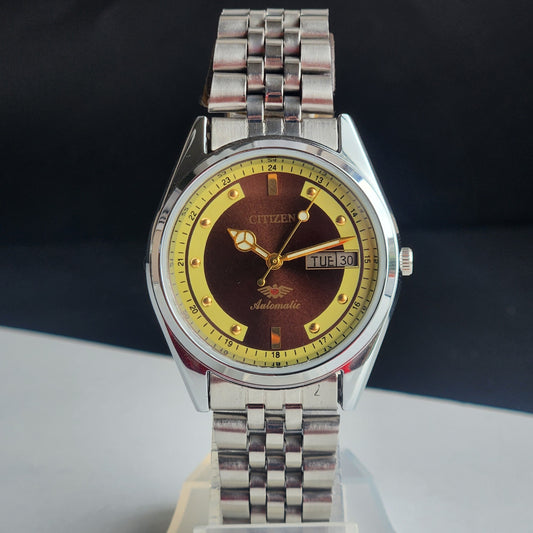 Vintage Mod Citizen 8200 Automatic 21 Jewels Brown Face Day-Date Jubilee Bracelet I81