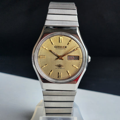 Vintage 1979 Original Citizen Automatic 8200 Golden Face 21 Jewels Day-Date Japanese Men's Wrist Watch IN01