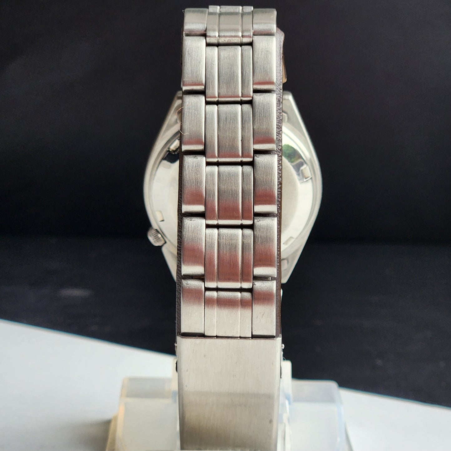 Vintage 1980 Original Citizen Automatic 8200 Golden/Silver Face 21 Jewels Day-Date Japanese Men's Wrist Watch IN02