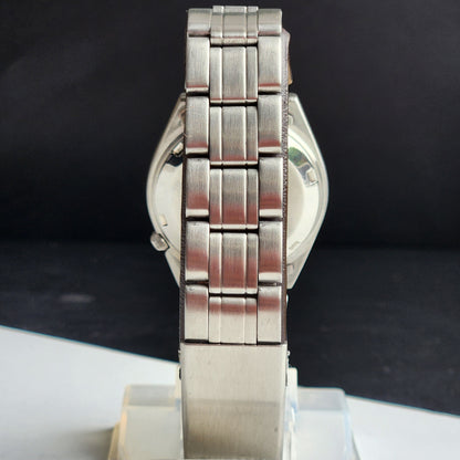 Vintage 1980 Original Citizen Automatic 8200 Golden/Silver Face 21 Jewels Day-Date Japanese Men's Wrist Watch IN02