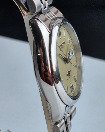 Vintage 1977 Original Citizen Automatic 8200 Cream Face 21 Jewels Day-Date Japanese Men's Wrist Watch IN04