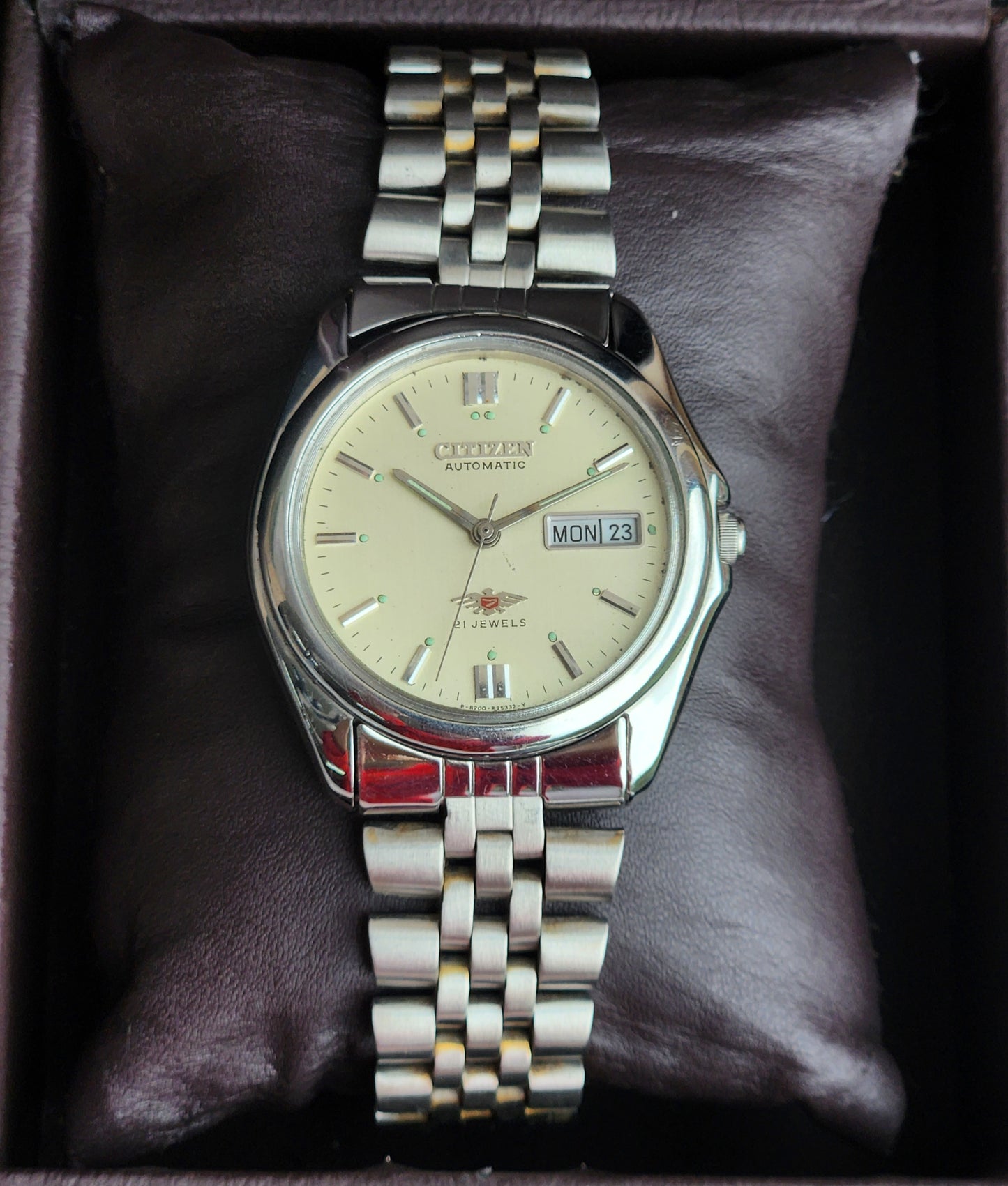 Vintage 1977 Original Citizen Automatic 8200 Cream Face 21 Jewels Day-Date Japanese Men's Wrist Watch IN04
