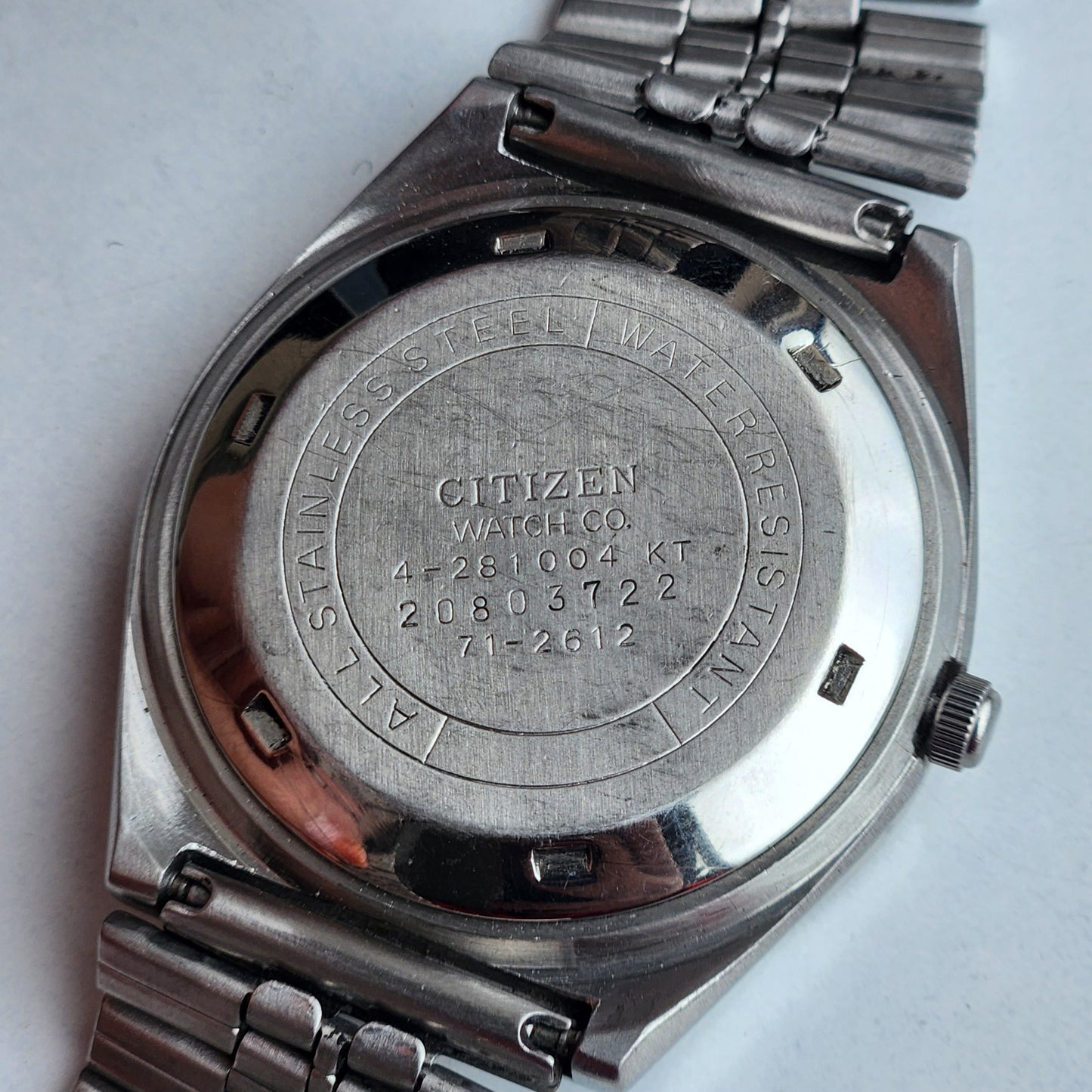 Vintage 1982 Original Citizen Automatic 8200 Silver Face 21 Jewels Day-Date Japanese Men's Wrist Watch IN05