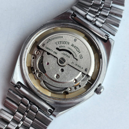 Vintage 1982 Original Citizen Automatic 8200 Silver Face 21 Jewels Day-Date Japanese Men's Wrist Watch IN05