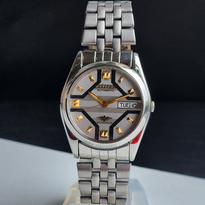 Vintage 1978 Original Citizen Automatic 8200 Grey Face 21 Jewels Day-Date Japanese Men's Wrist Watch IN07