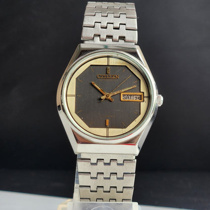 Vintage 1980 Original Citizen Automatic 8200 Black Face 21 Jewels Day-Date Japanese Men's Wrist Watch IN11