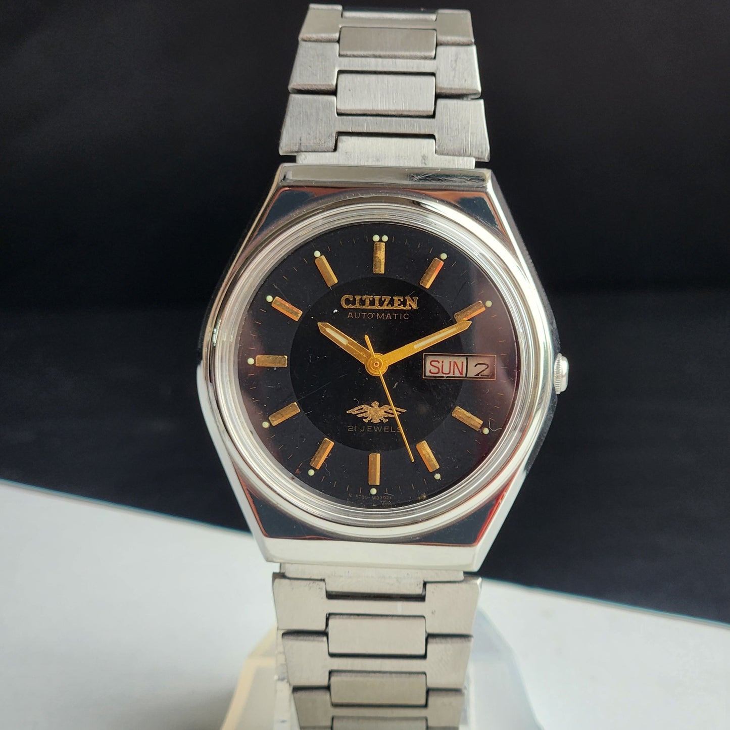 Vintage 1980 Original Citizen Automatic 8200 Black Face 21 Jewels Day-Date Japanese Men's Wrist Watch IN16