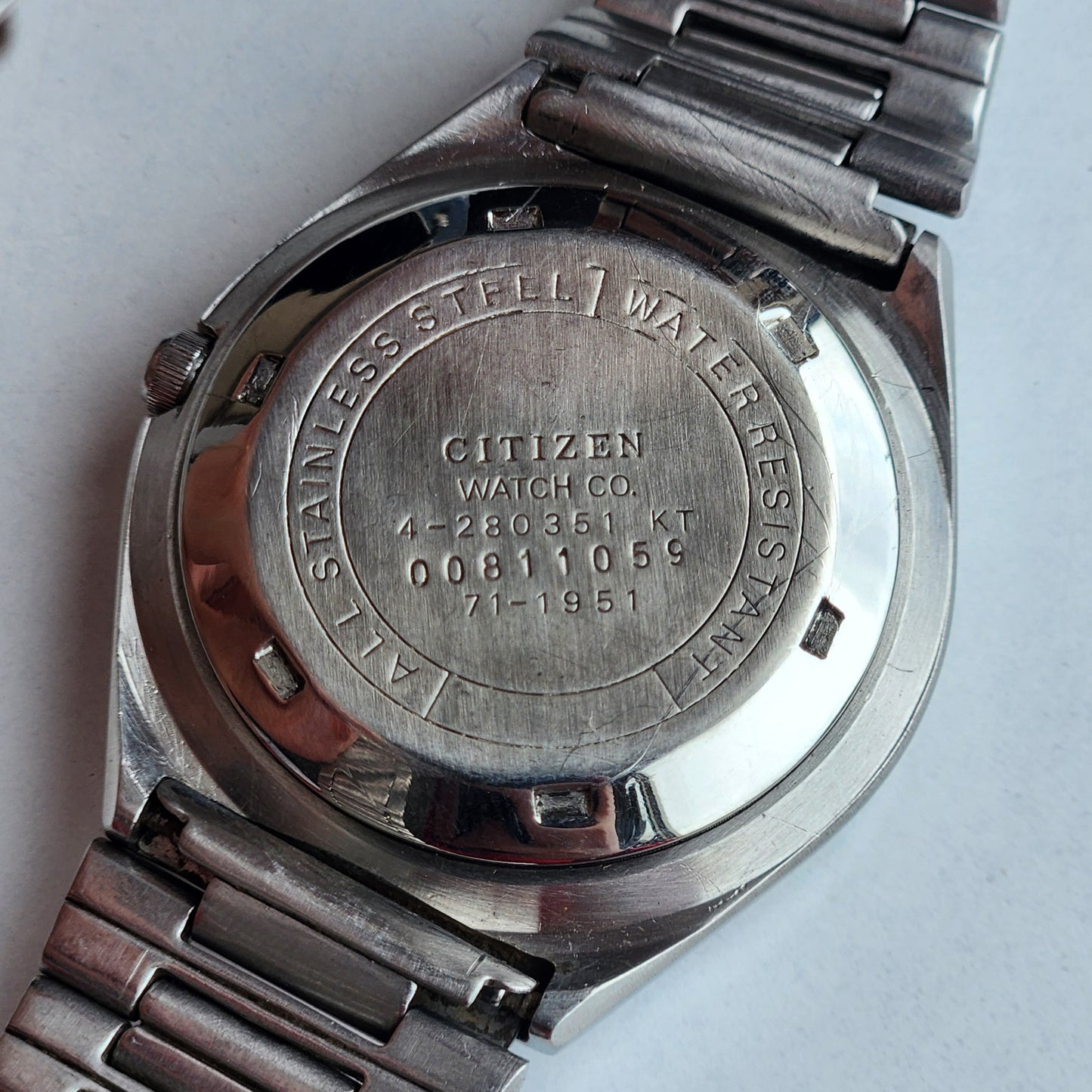 Vintage 1980 Original Citizen Automatic 8200 Black Face 21 Jewels Day-Date Japanese Men's Wrist Watch IN16
