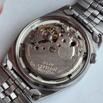 Vintage 1982 Original Citizen Automatic 8200 Golden Face 21 Jewels Day-Date Japanese Men's Wrist Watch IN18