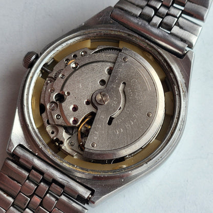 Vintage 1977 Original Citizen Automatic 8200 Black Face 21 Jewels Day-Date Japanese Men's Wrist Watch IN19