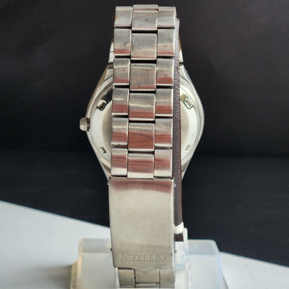 Vintage 1977 Original Citizen Automatic 8200 Grey Face 21 Jewels Day-Date Japanese Men's Wrist Watch IN21