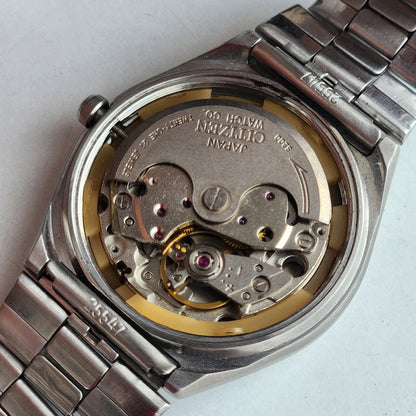 Vintage 1977 Original Citizen Automatic 8200 Grey Face 21 Jewels Day-Date Japanese Men's Wrist Watch IN21