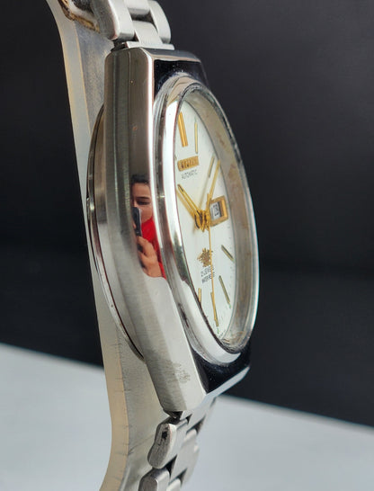 Vintage 1977 Original Citizen Automatic 8200 White Face 21 Jewels Day-Date Japanese Men's Wrist Watch IN22