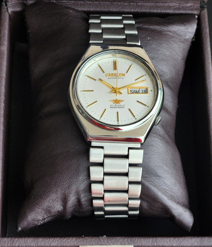 Vintage 1977 Original Citizen Automatic 8200 White Face 21 Jewels Day-Date Japanese Men's Wrist Watch IN22