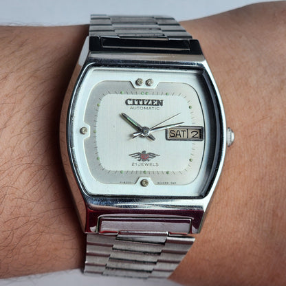 Vintage 1992 Original Citizen Automatic 8200 Silver Face 21 Jewels Day-Date Japanese Men's Wrist Watch IN25
