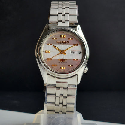Vintage 1983 Original Citizen Automatic 8200 Silver Face 21 Jewels Day-Date Japanese Men's Wrist Watch IN26
