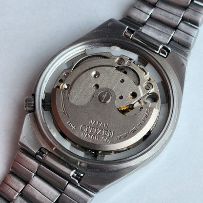 Vintage 1976 Original Citizen Automatic 8200 Black Face 21 Jewels Day-Date Japanese Men's Wrist Watch IN27