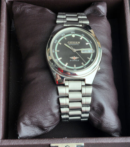 Vintage 1976 Original Citizen Automatic 8200 Black Face 21 Jewels Day-Date Japanese Men's Wrist Watch IN27