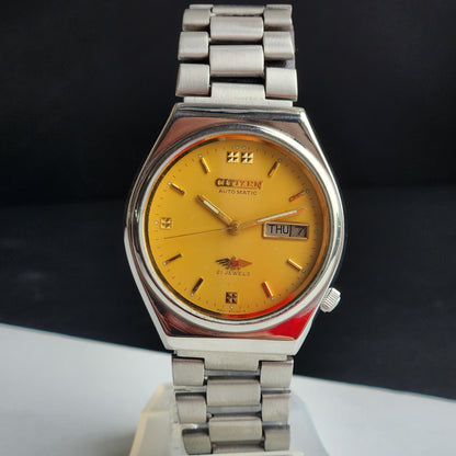 Vintage 1977 Original Citizen Automatic 8200 Golden Face 21 Jewels Day-Date Japanese Men's Wrist Watch IN29
