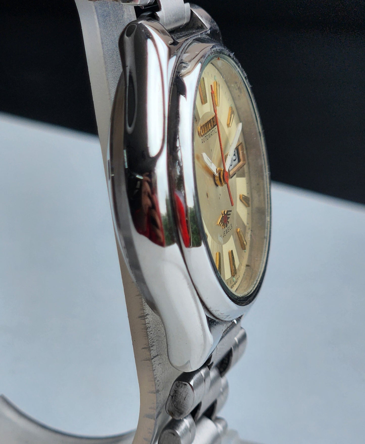 Vintage 1977 Original Citizen Automatic 8200 Cream Face 21 Jewels Day-Date Japanese Men's Wrist Watch IN30