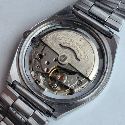 Vintage Original Citizen Automatic 8200 Golden Face 21 Jewels With Exhibition Back Day-Date Japanese Men's Wrist Watch IN33