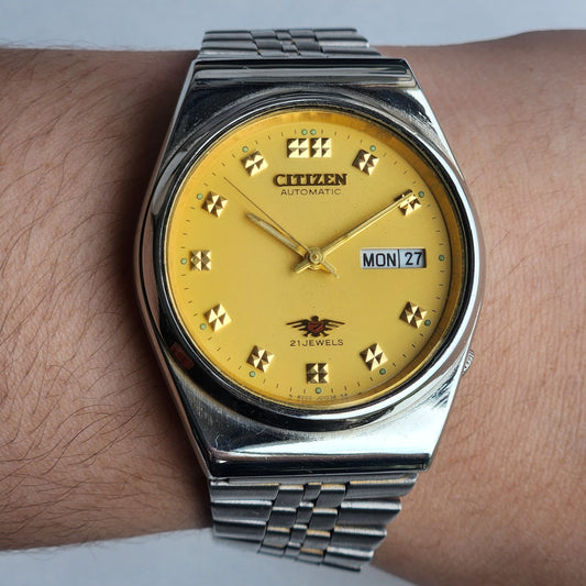 Vintage Original Citizen Automatic 8200 Golden Face 21 Jewels With Exhibition Back Day-Date Japanese Men's Wrist Watch IN34