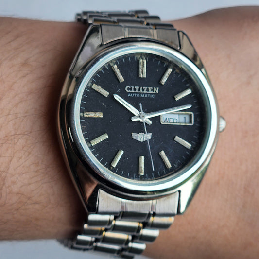 Vintage Original Citizen Automatic 8200 Black Face 21 Jewels With Exhibition Back Day-Date Japanese Men's Wrist Watch IN37