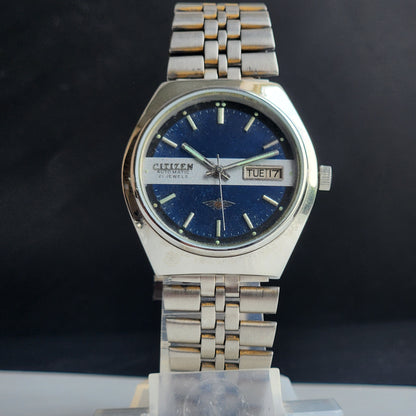 Vintage Original Citizen Automatic 8200 Blue Face 21 Jewels With Exhibition Back Day-Date Japanese Men's Wrist Watch IN38