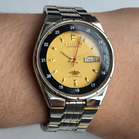 Vintage Original Citizen Automatic 8200 Golden Face 21 Jewels With Exhibition Back Day-Date Japanese Men's Wrist Watch IN45