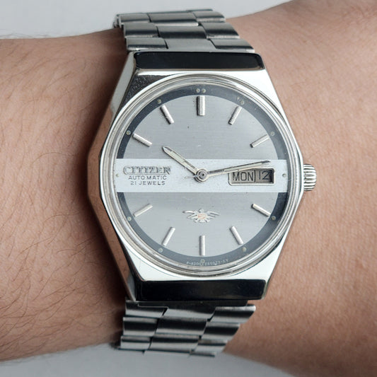 Vintage Original Citizen Automatic 8200 Grey Face 21 Jewels With Exhibition Back Day-Date Japanese Men's Wrist Watch IN46