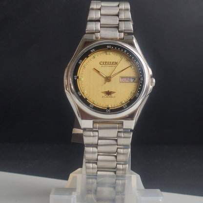 Vintage Original Citizen Automatic 8200 Golden Face 21 Jewels With Exhibition Back Day-Date Japanese Men's Wrist Watch IN51