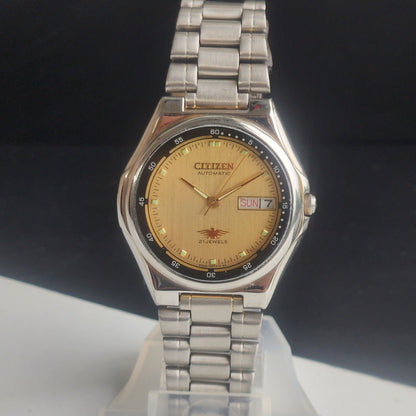 Vintage Original Citizen Automatic 8200 Golden Face 21 Jewels With Exhibition Back Day-Date Japanese Men's Wrist Watch IN51
