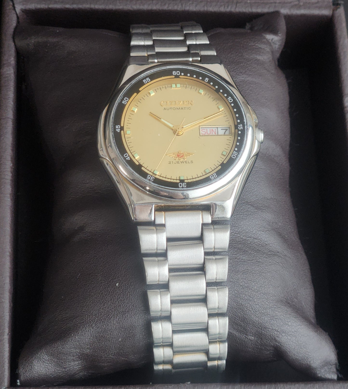 Vintage Original Citizen Automatic 8200 Golden Face 21 Jewels With Exhibition Back Day-Date Japanese Men's Wrist Watch IN51