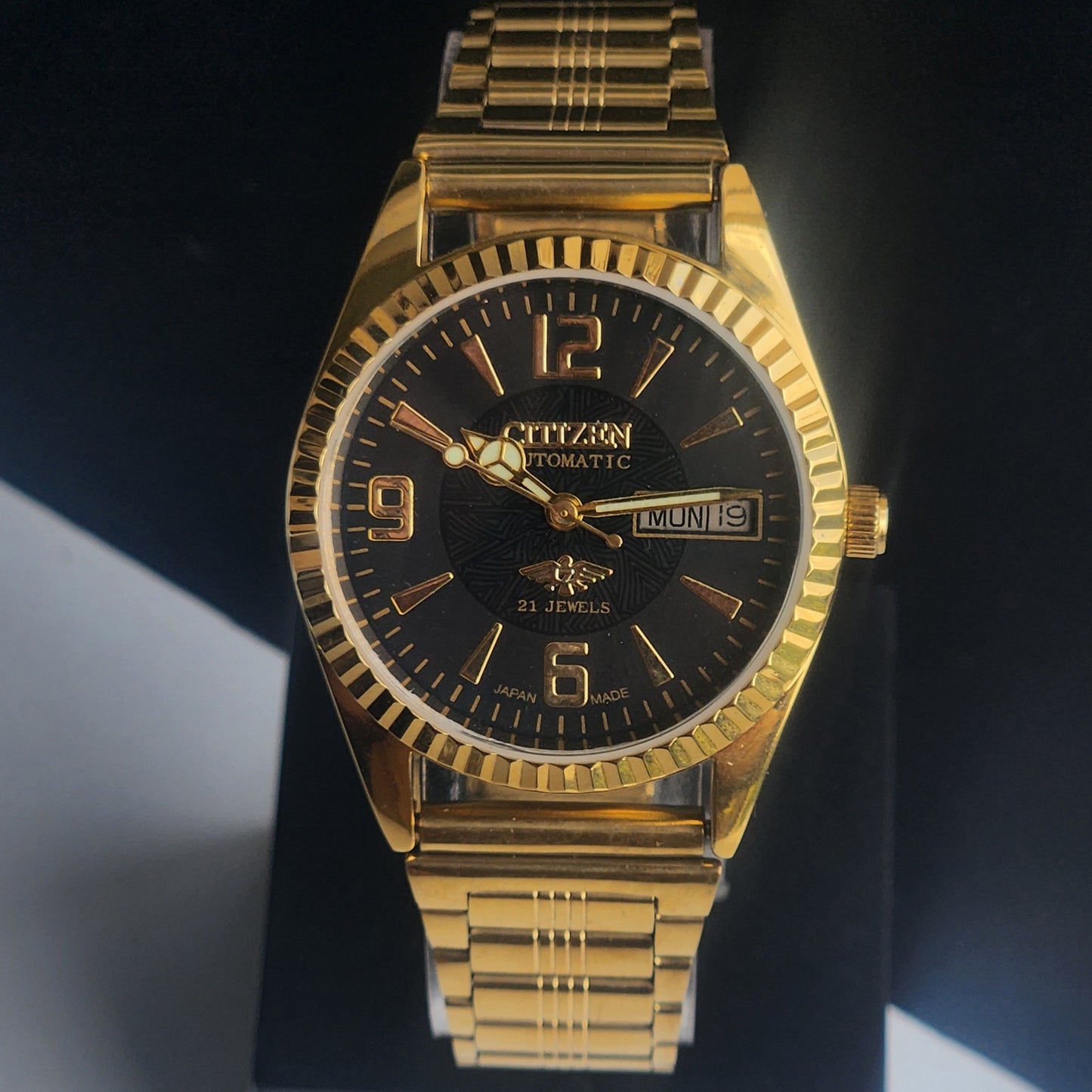 Vintage MOD Citizen Black Face Automatic 21 Jewels Cal. 8200 35MM Fix Bezel Gold Plated Men's Wrist Watch I92