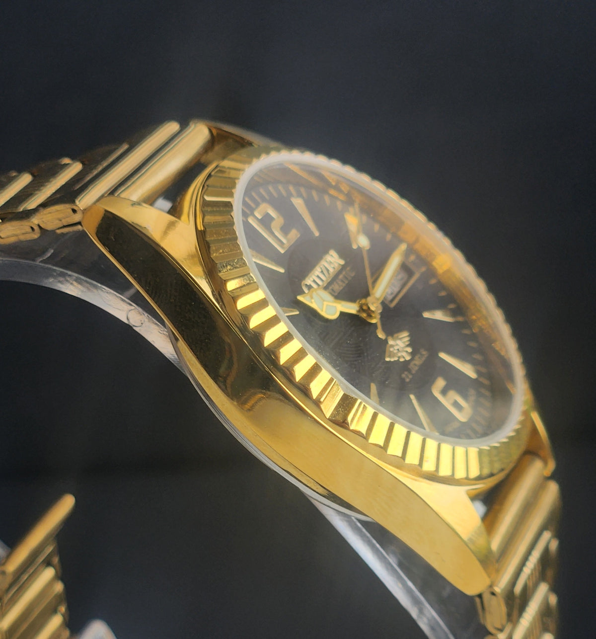 Vintage MOD Citizen Black Face Automatic 21 Jewels Cal. 8200 35MM Fix Bezel Gold Plated Men's Wrist Watch I92