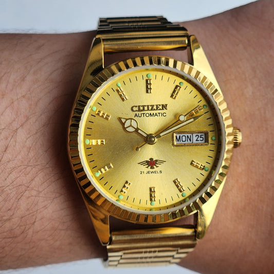 Vintage MOD Citizen Golden Face Automatic 21 Jewels Cal. 8200 35MM Fix Bezel Gold Plated Men's Wrist Watch I95