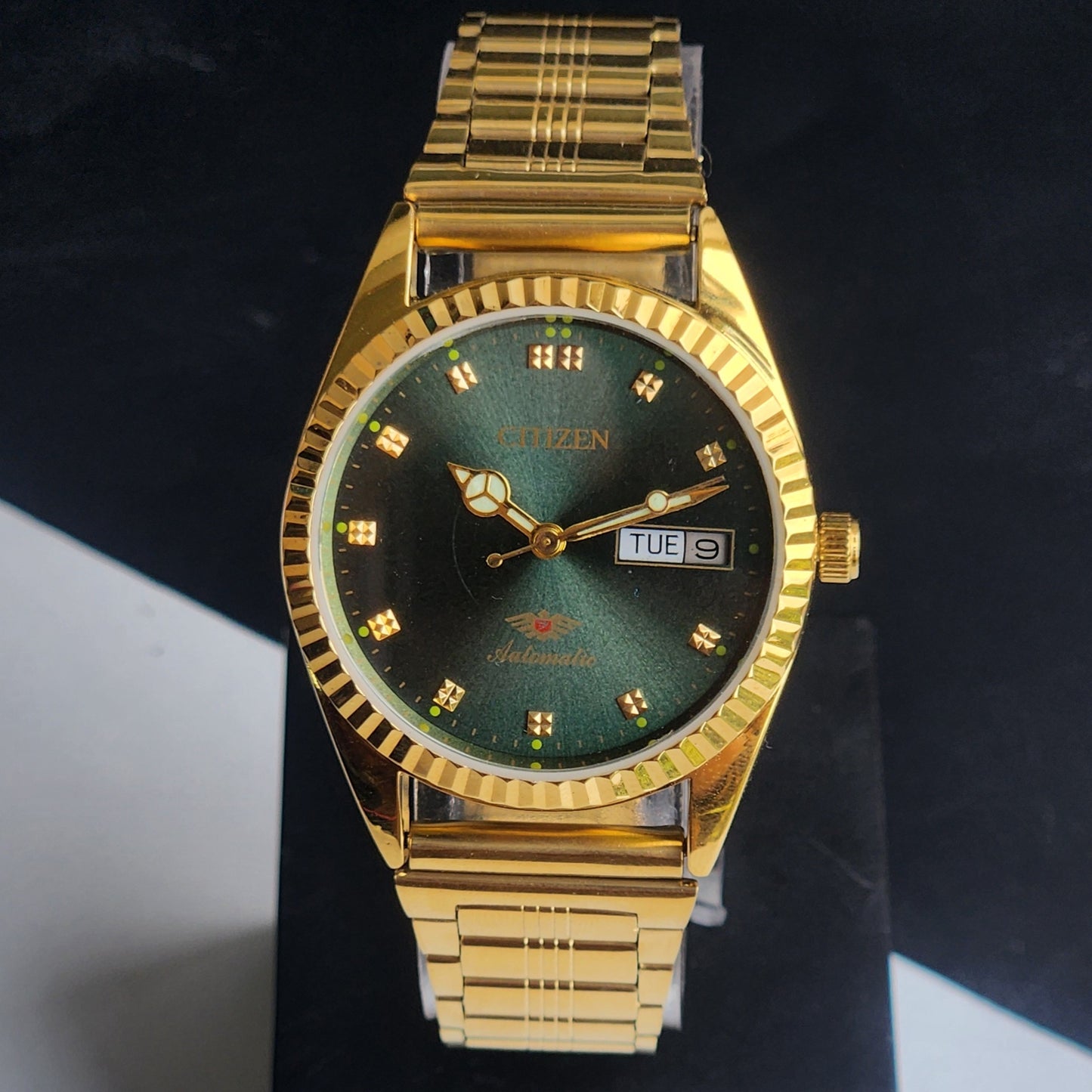 Vintage MOD Citizen Green Face Automatic 21 Jewels Cal. 8200 35MM Fix Bezel Gold Plated Men's Wrist Watch I100